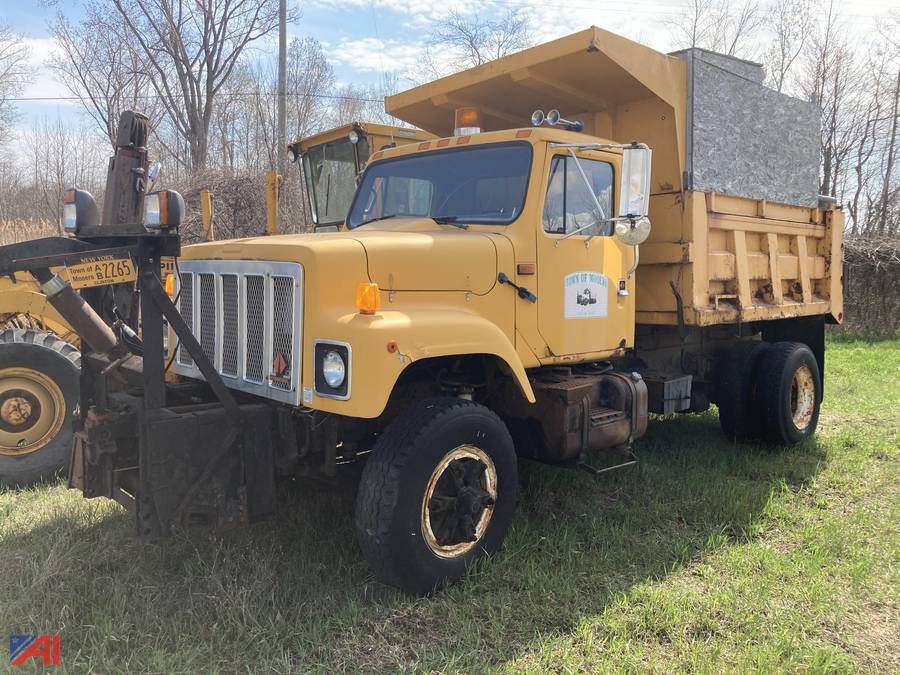 Auctions International Auction Town of Mooers HwyNY 27804 ITEM